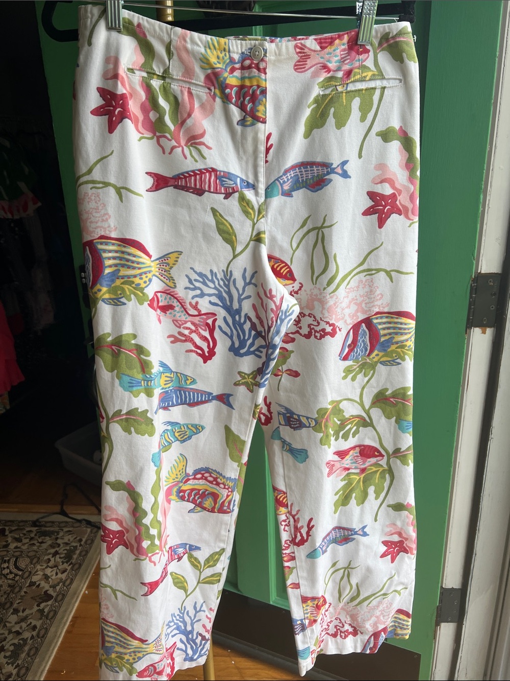 Talbots White Tropical beach Fish Print Petite Stretch Pants 14P